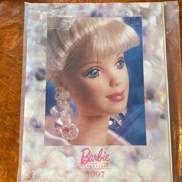 Barbie Bazaar Book 1997
Collectables Book - Picture 2 of 15